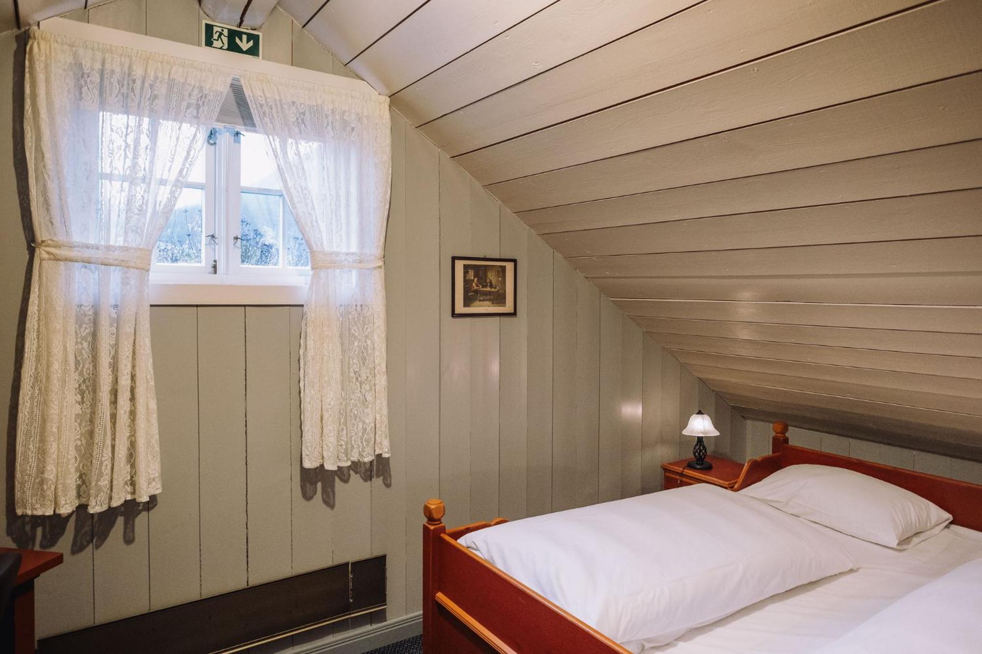 Byrkjedalstunet Hotell Room photo